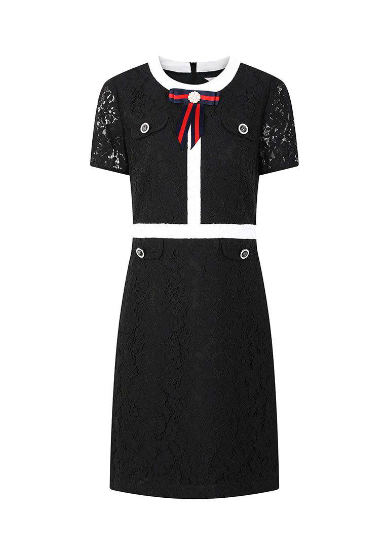 Classic black lace dress - M-CONZEPT