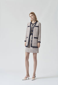 Elegant plaid tweed coat