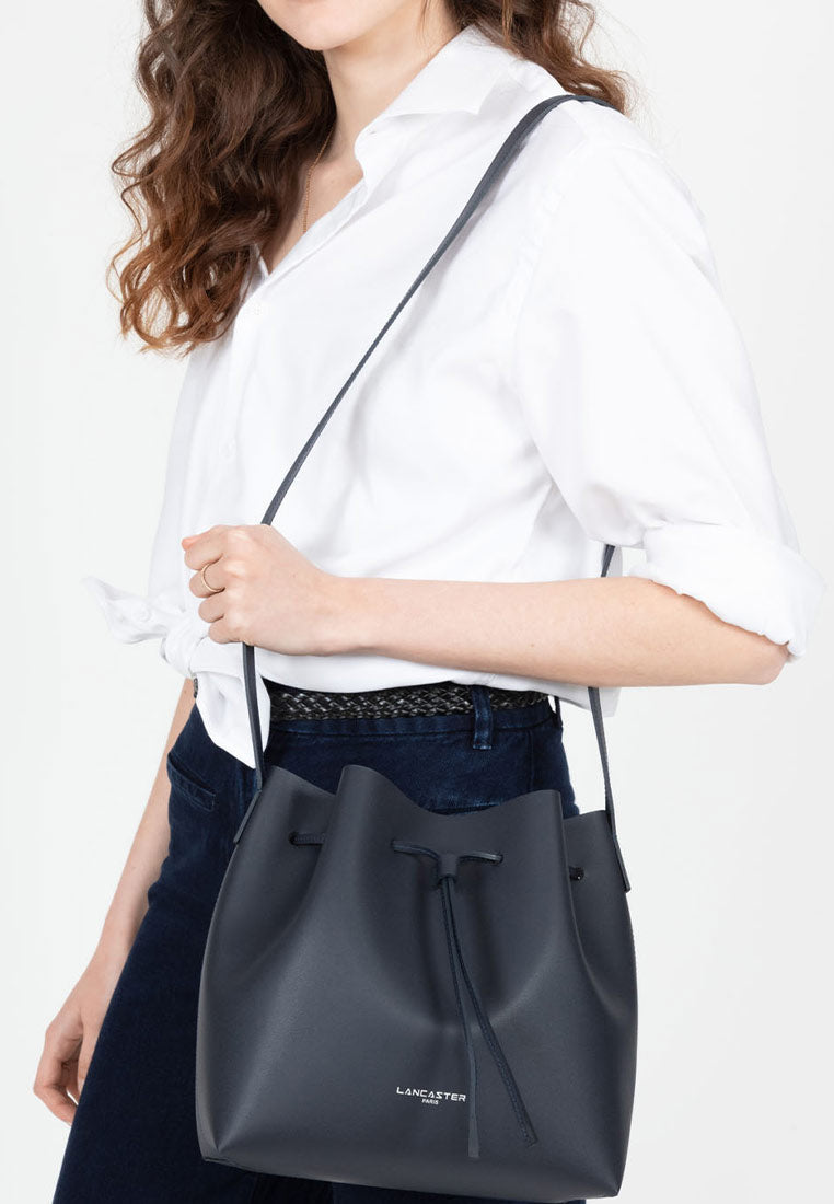 BUCKET-MID leather bucket bag